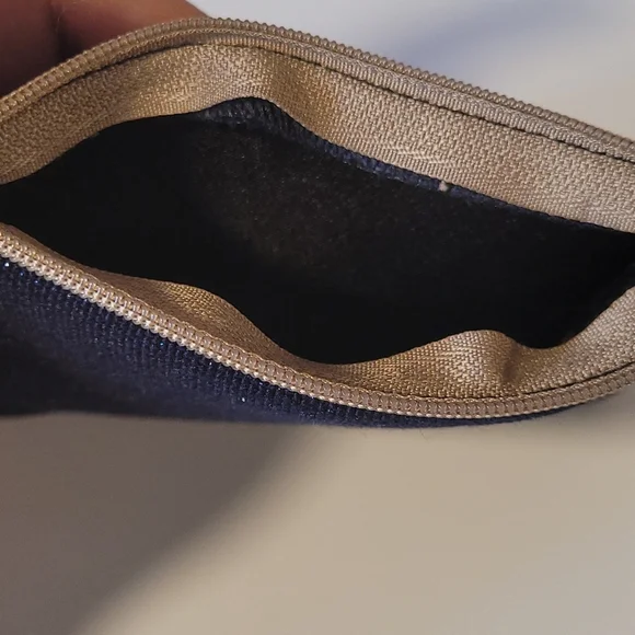 Handmade Cotton Purse - Picture 7 of 7